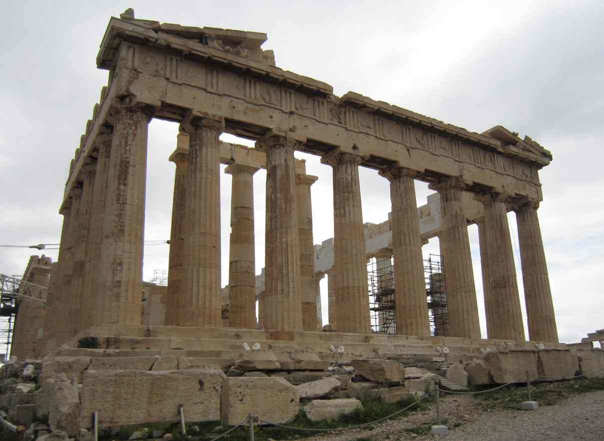 El arte griego según sus etapas. Arquitectura, escultura y pintura